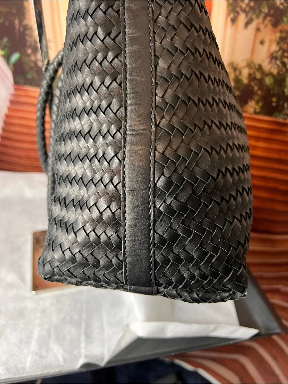 Madewell Cow Leather Handwoven Tote with seamless construction, black 🖤 - Picture 13 of 17